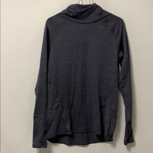 CHAMPIONS  ATHLETIC PULL OVER SIZE‎ M